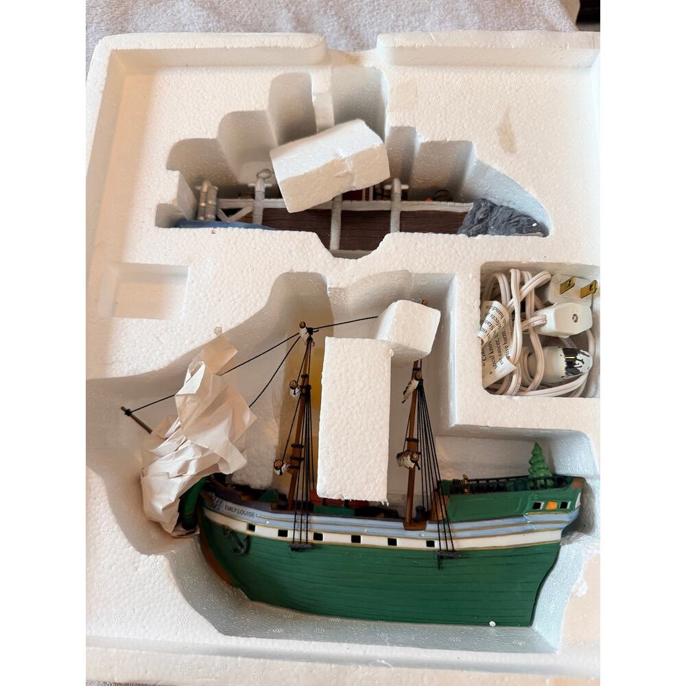 Dept 56 Heritage Village Snow Village The Emily Louise Ship Dock Lighted Set - Picture 5 of 16